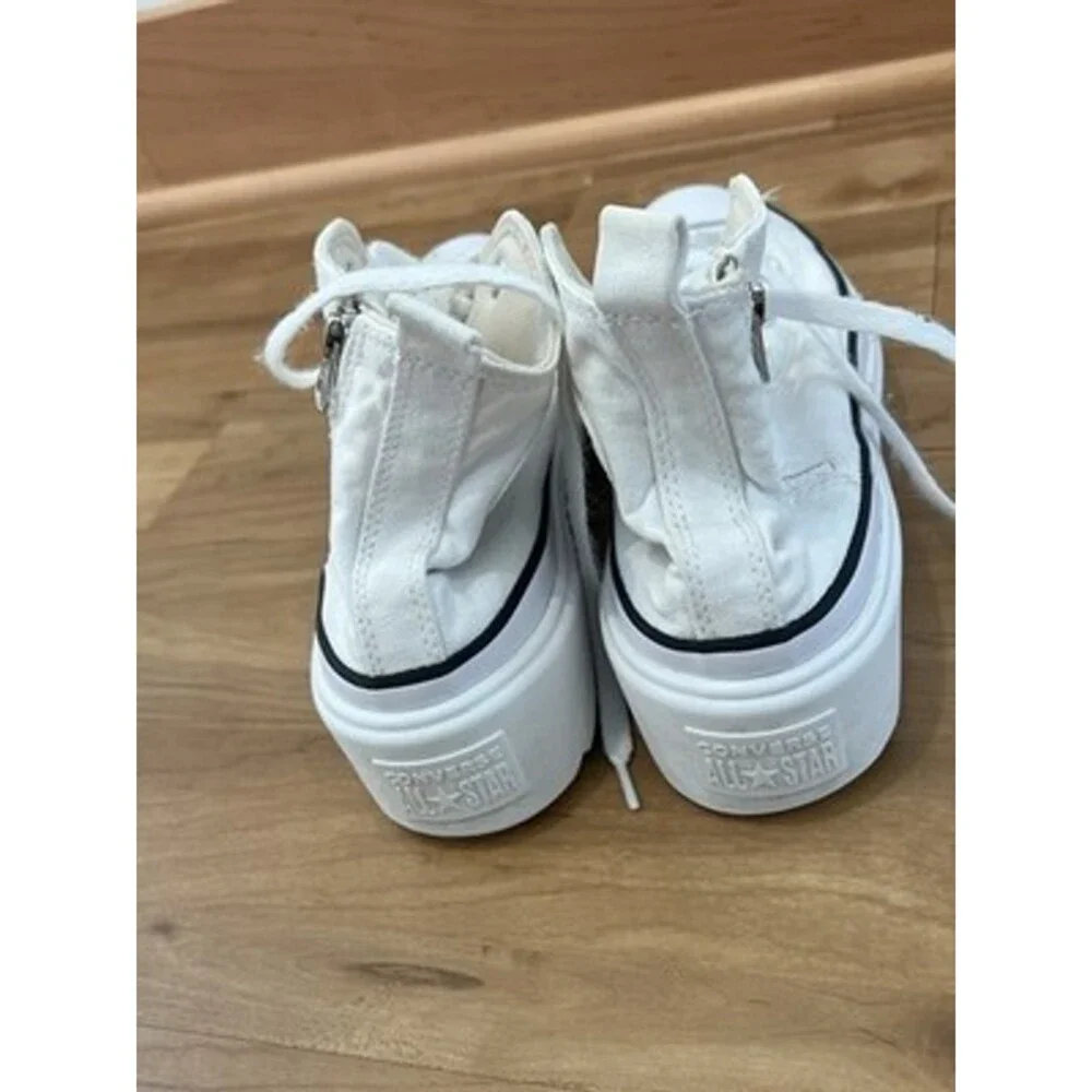 Converse Kids' Chuck Taylor All Star Lugged Lift Shoes - White/Black Sz 6.5